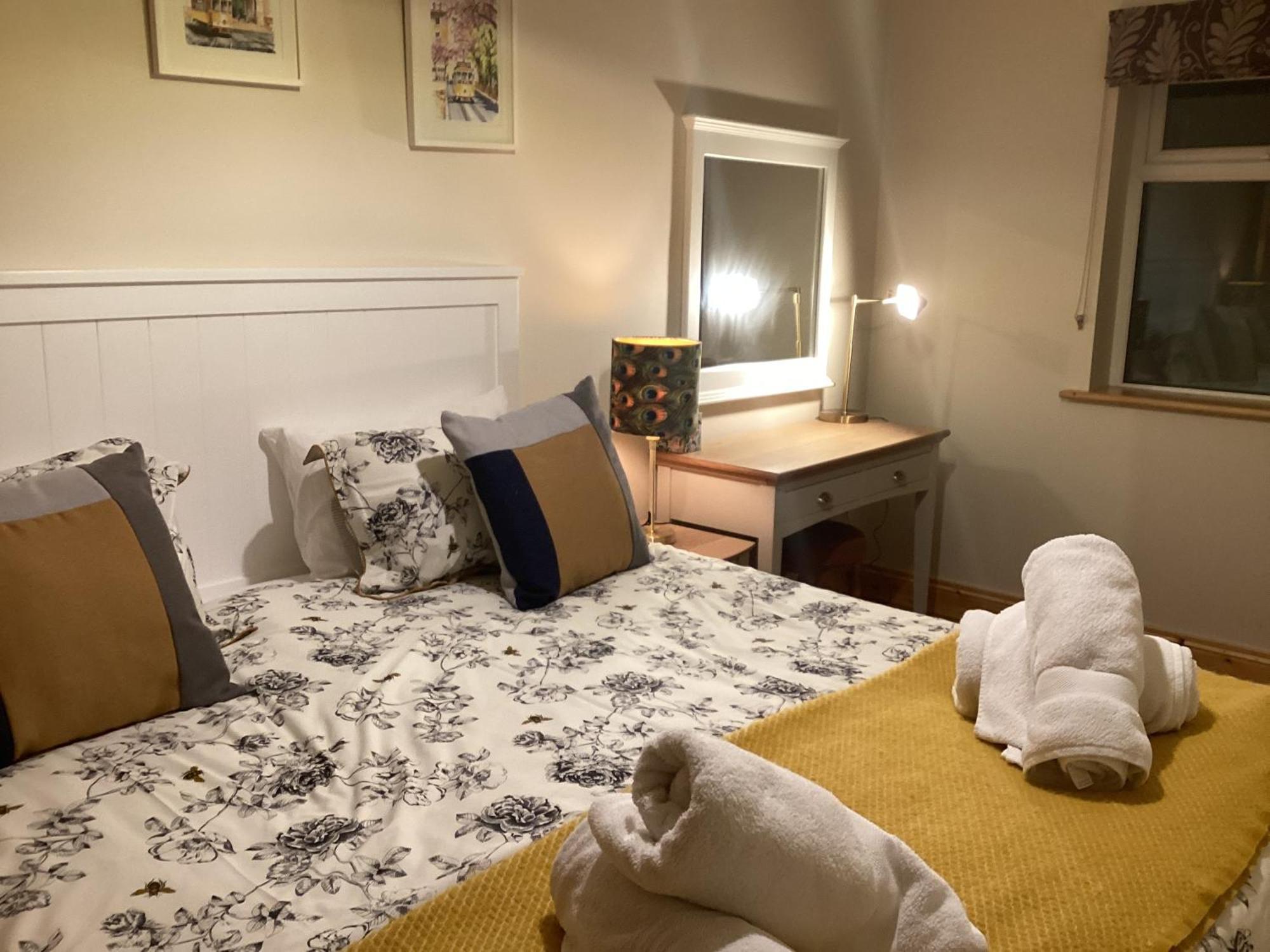 Roundstone Retreats Roundstone Harbour Lights Apartment Exterior photo